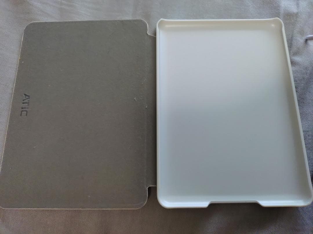Kindle ホワイト 本体 カバー、充電器付き