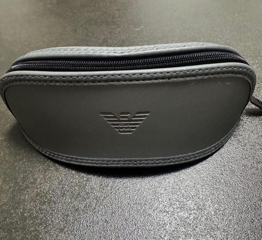 ほぼ未使用　EMPORIO ARMANI サングラス　ブラック定価¥21,340