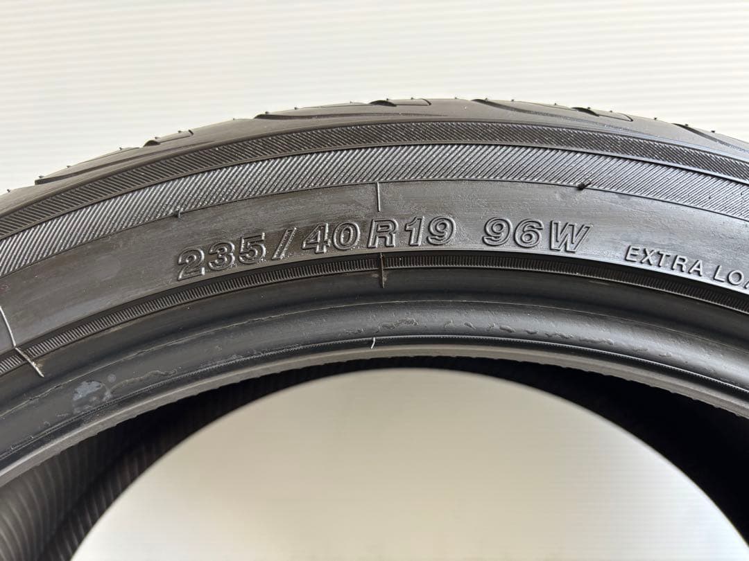 ②【国産バリ溝・送料無料‼️】 235/40R19 ヨコハマAVID エンビガー