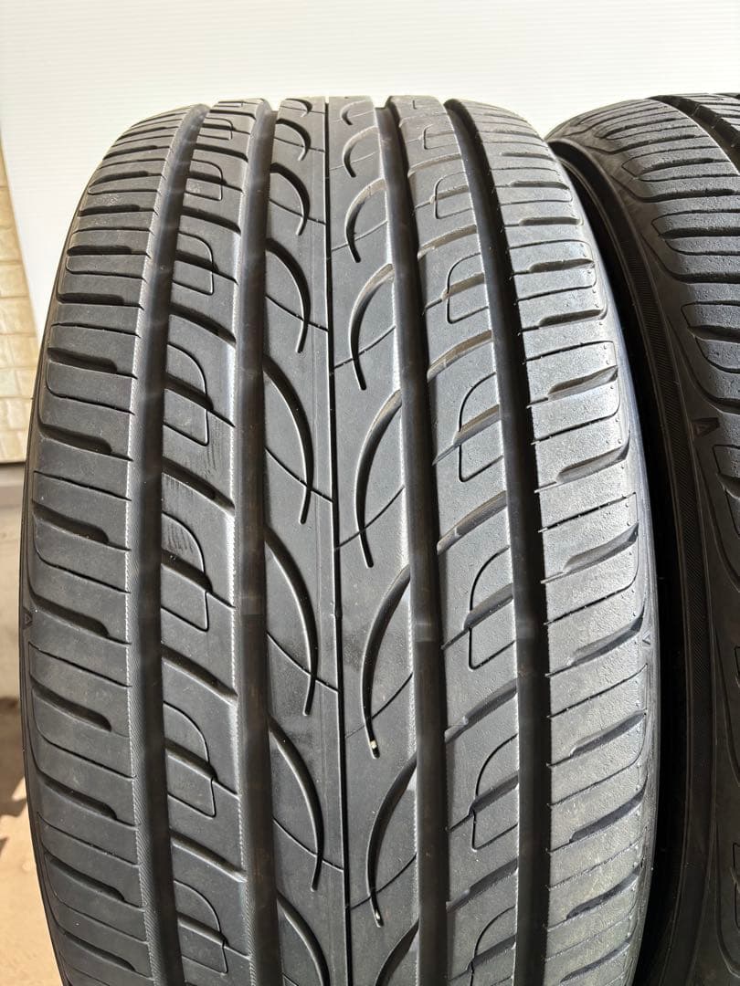 ②【国産バリ溝・送料無料‼️】 235/40R19 ヨコハマAVID エンビガー
