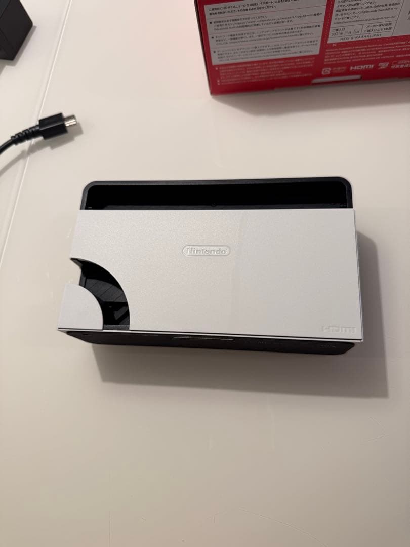 Nintendo Switch 有機eLモデル+ マリオカート8デラックス
