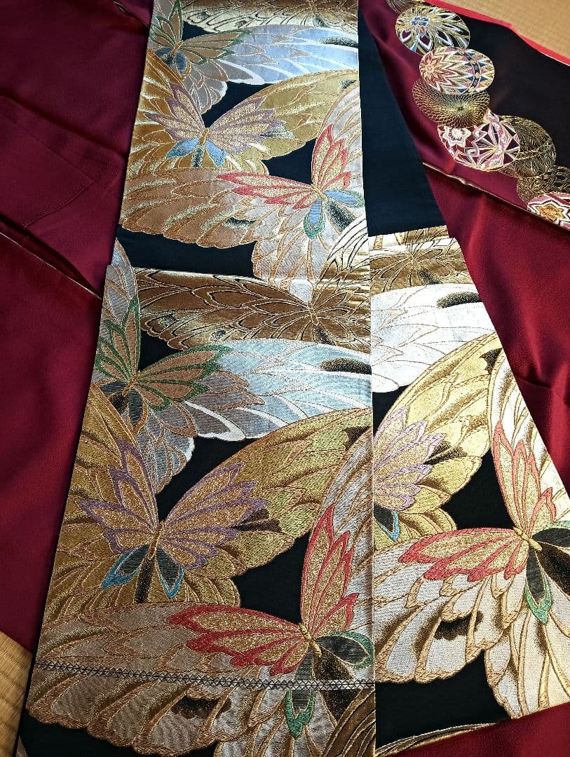 美品　振袖フルセット　 ワインレッドに手鞠刺繍　丈167 裄67