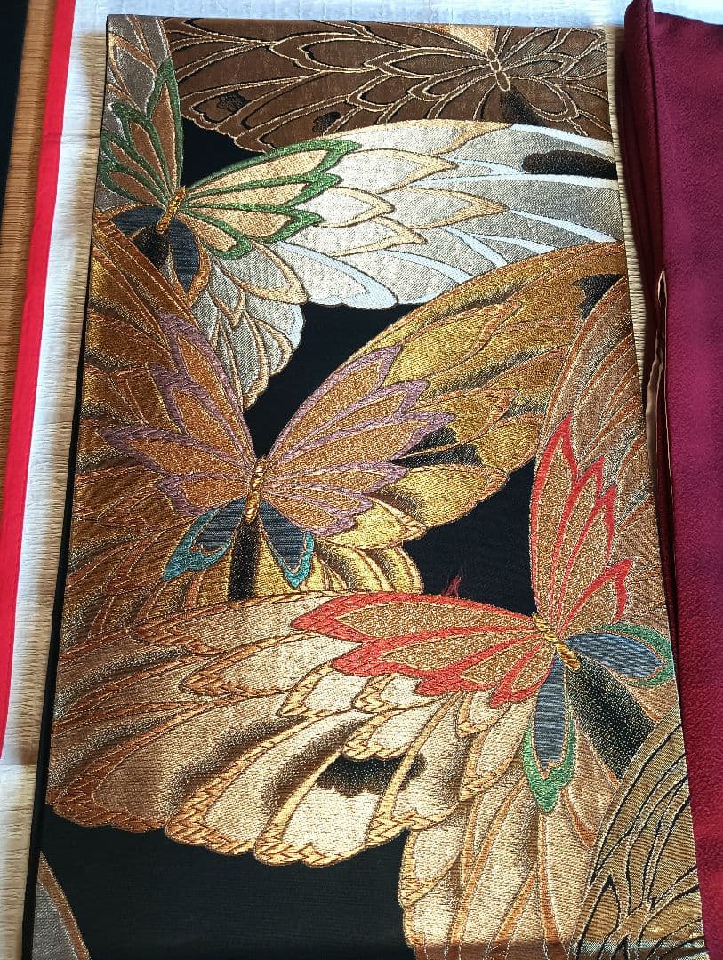 美品　振袖フルセット　 ワインレッドに手鞠刺繍　丈167 裄67