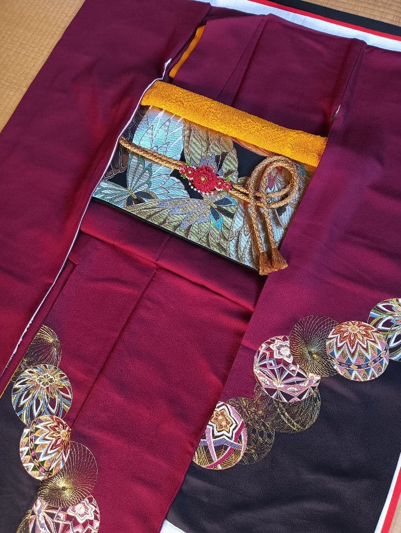 美品　振袖フルセット　 ワインレッドに手鞠刺繍　丈167 裄67