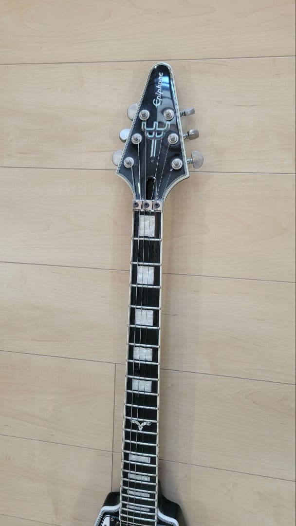 ギター Epiphone Richie Faulkner Flying-V Custom