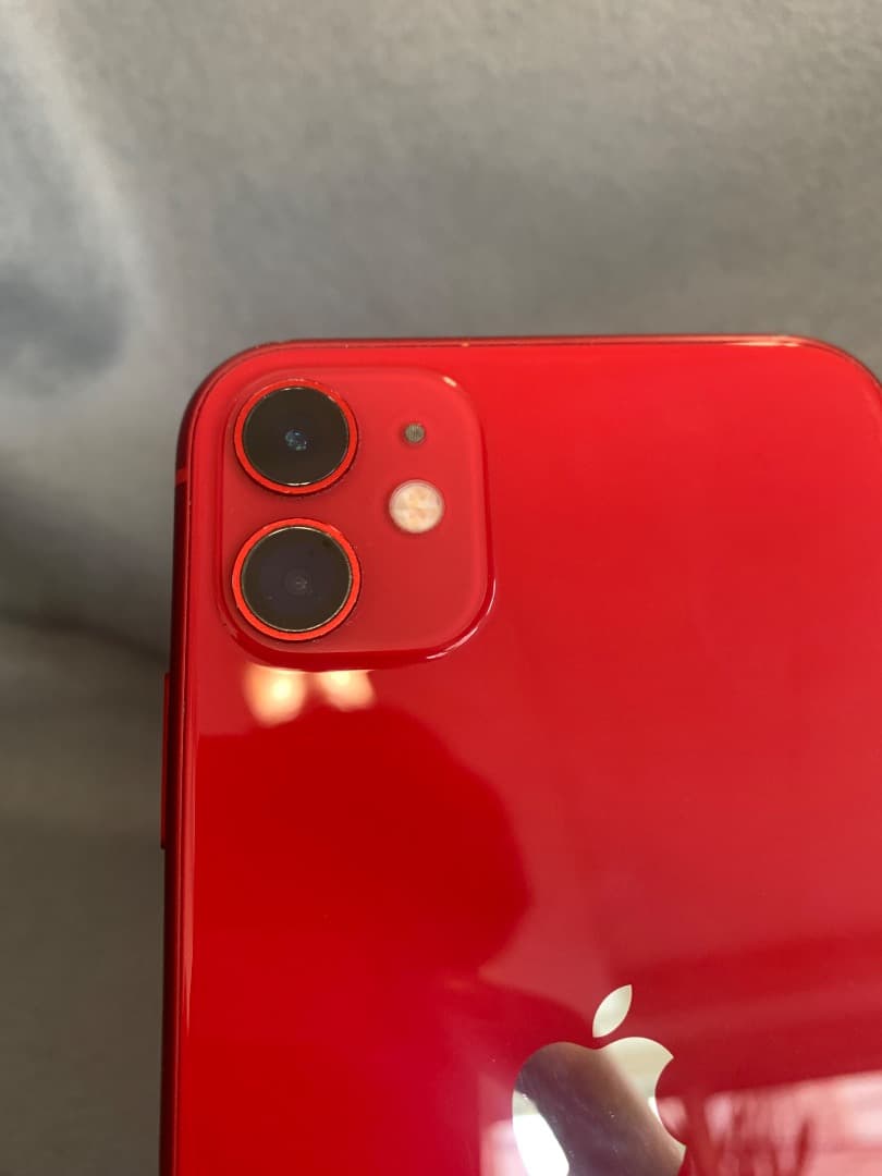 美品　国内版　SIMフリー　iPhone11 64GB レッド色