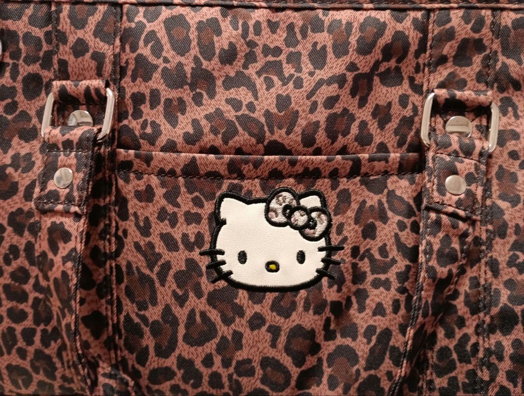 専用　ハローキティ　ヒョウ柄　ボストンバッグ　豹柄　ブラウン　サンリオ　アベイル