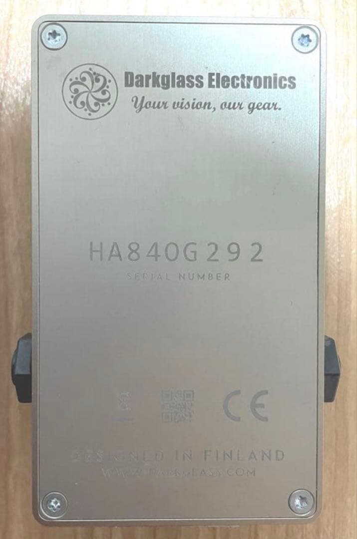 ベース Darkglass Electronics HYPER LUMINA