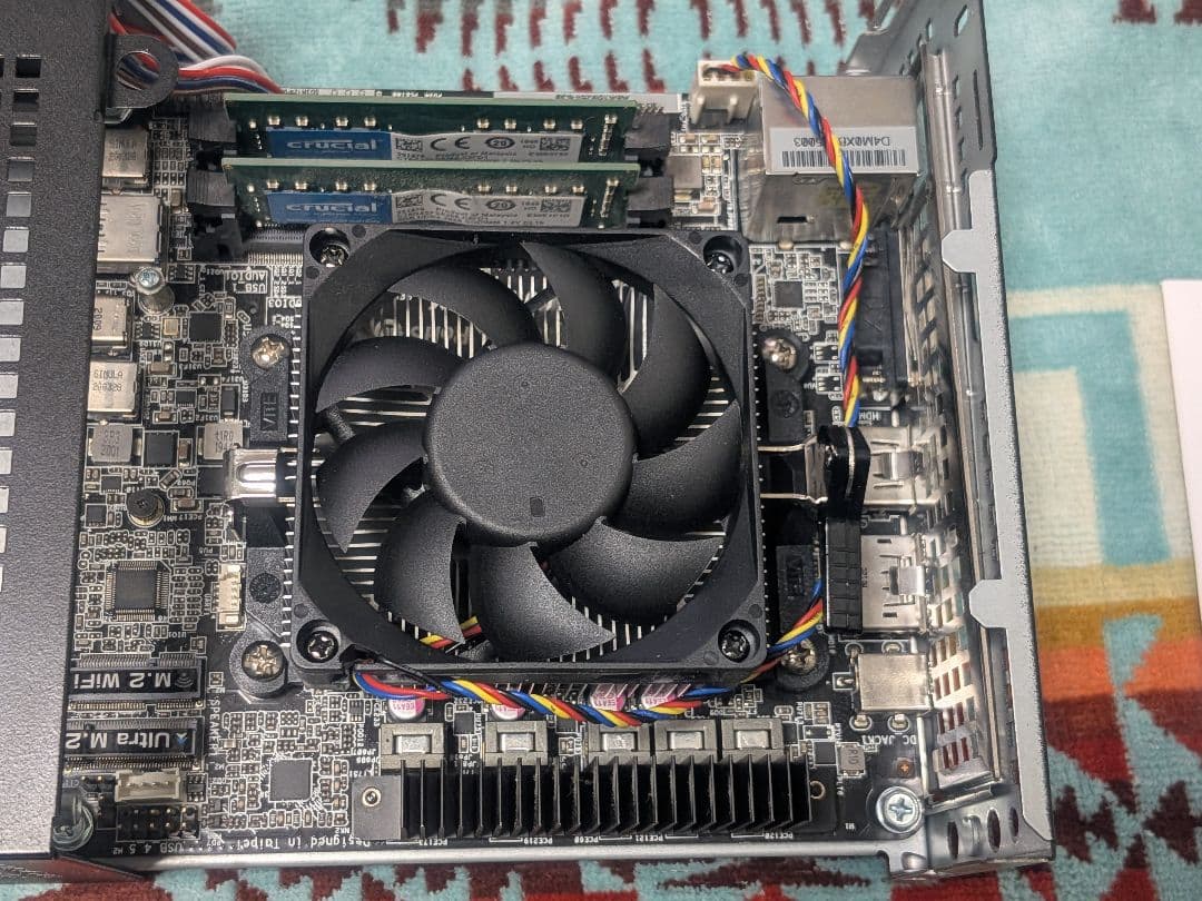 deskmini a300 ryzen5 2400g 16gb ssd無し