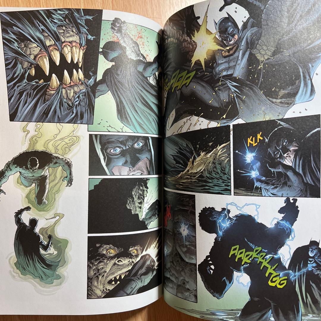 その他 Batman: Earth One Complete Collection