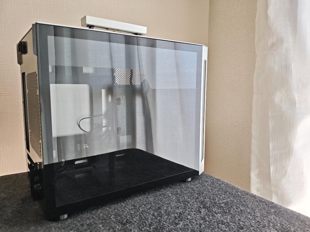 Mini ITX PCケース Lian Li TU150