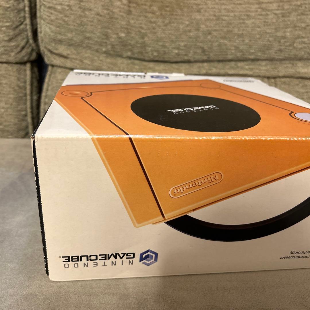 ニンテンドーゲームキューブ　本体　オレンジ
