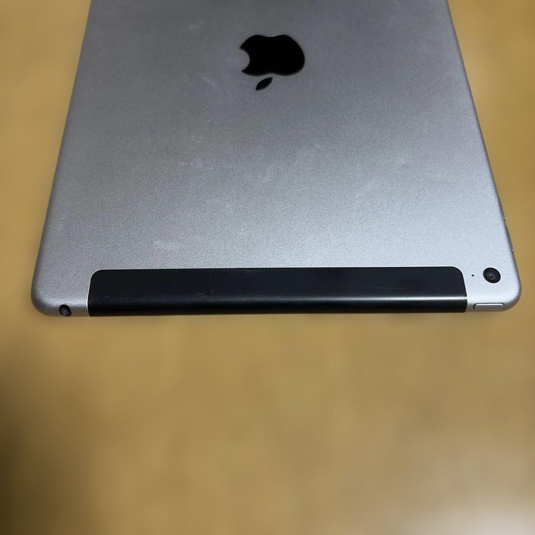 Apple iPad Air2 Wi-Fi + Cellular SIMフリー版