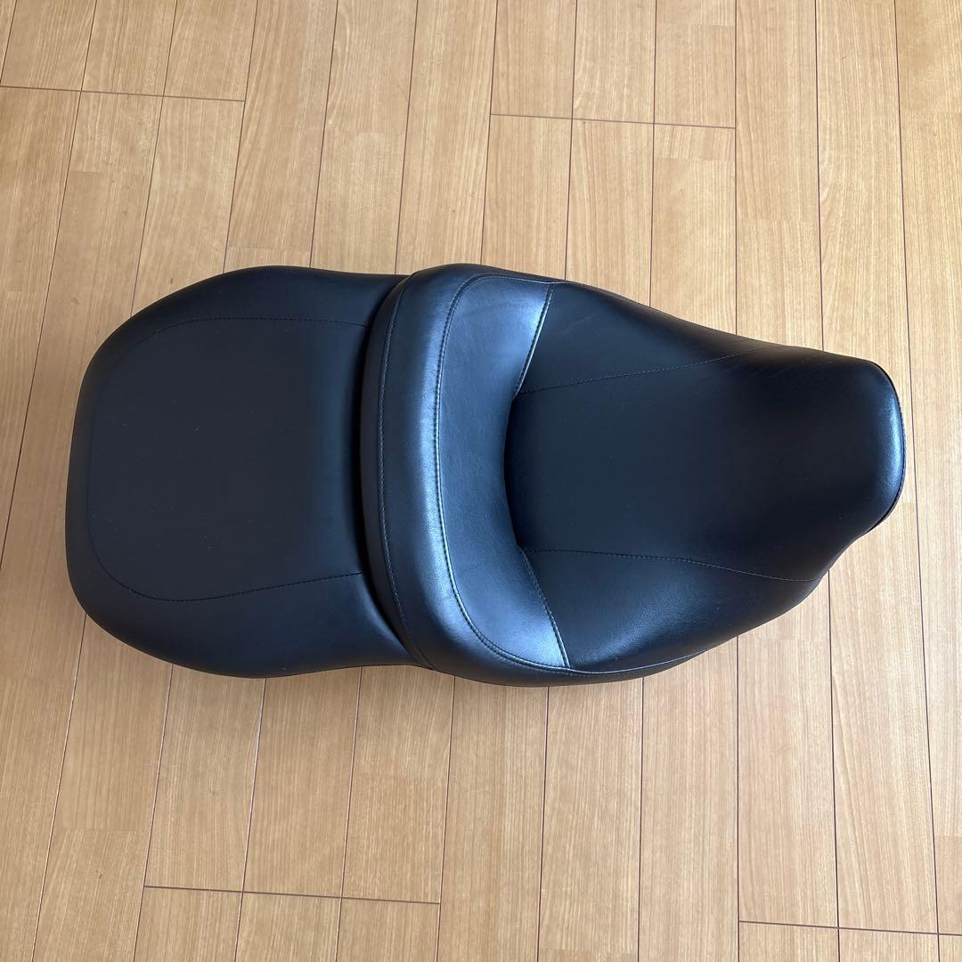 ハーレーダビッドソン純正シート　　　　　　　　　　　　　ねコネコ