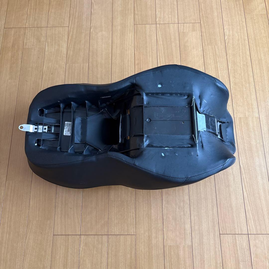 ハーレーダビッドソン純正シート　　　　　　　　　　　　　ねコネコ