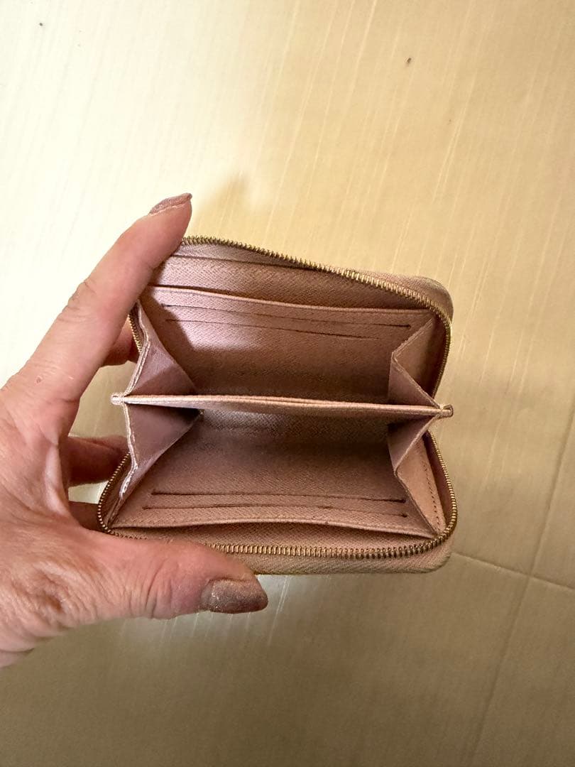 チェック柄レザー二つ折り財布
