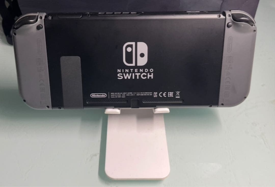 Nintendo Switch 本体 グレー コントローラー　その他付属品付き