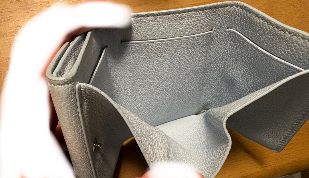 ルイヴィトン　LOUIS VUITTON 財布