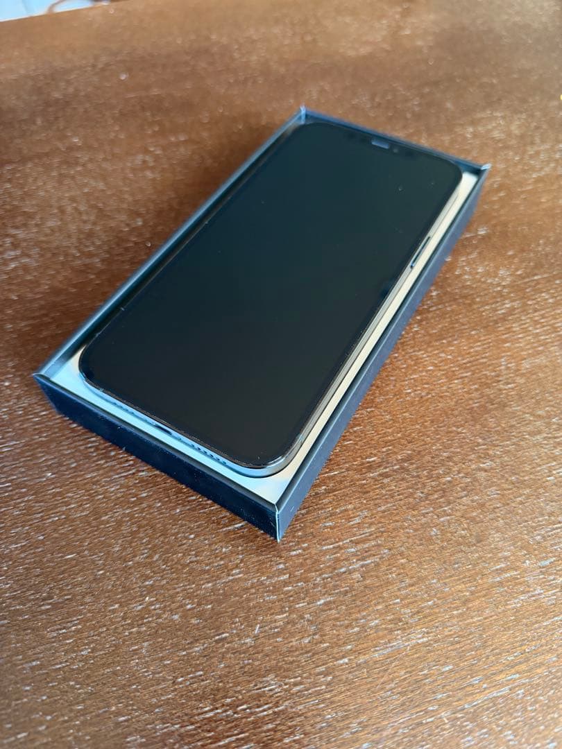iPhone 12 Pro Max ブルー　美品