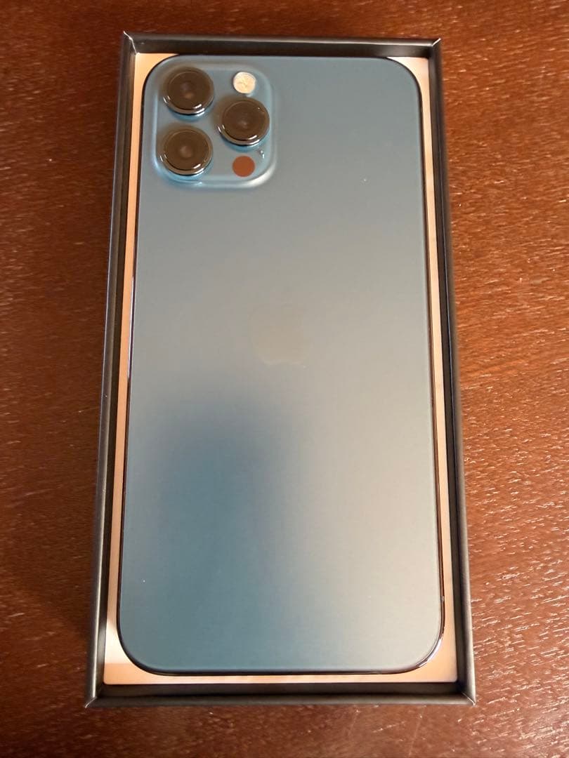 iPhone 12 Pro Max ブルー　美品