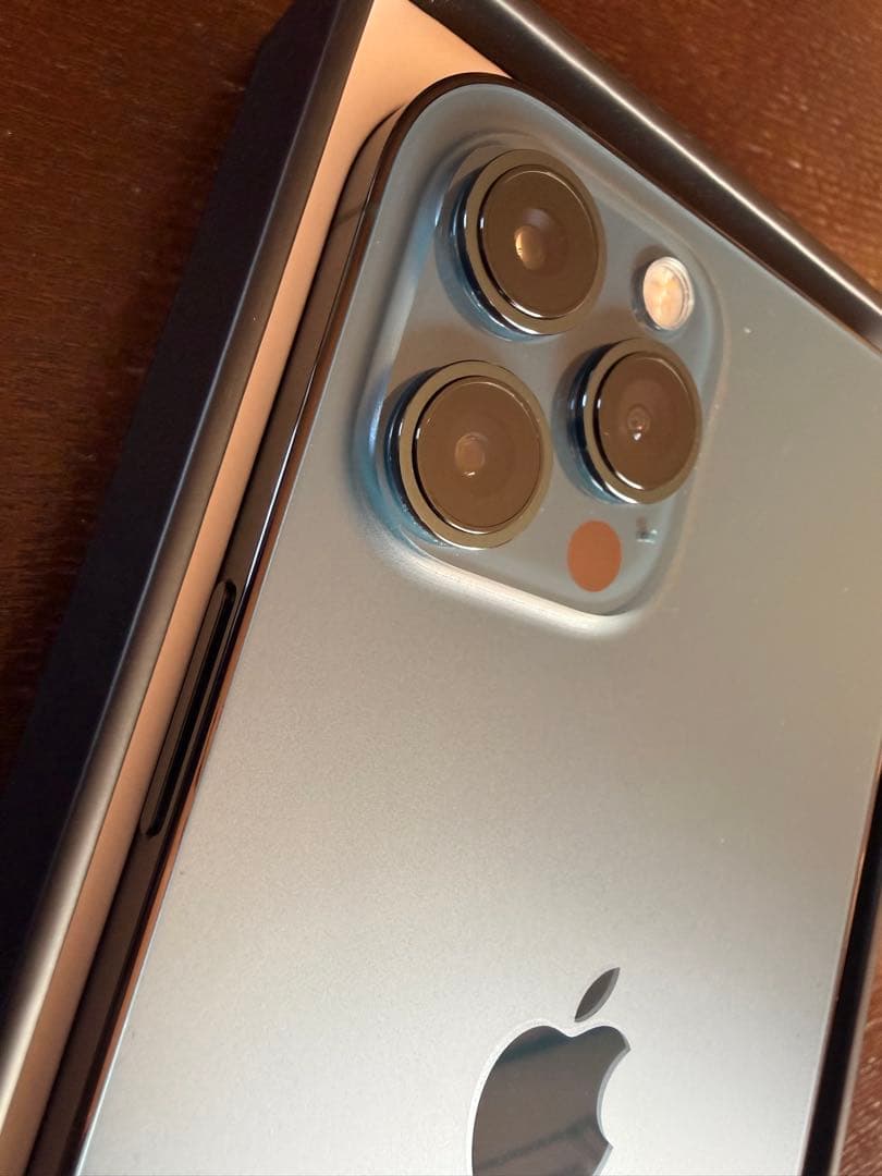 iPhone 12 Pro Max ブルー　美品