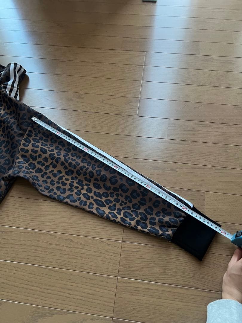 adidas ヒョウ柄　ジャージ　Mサイズ