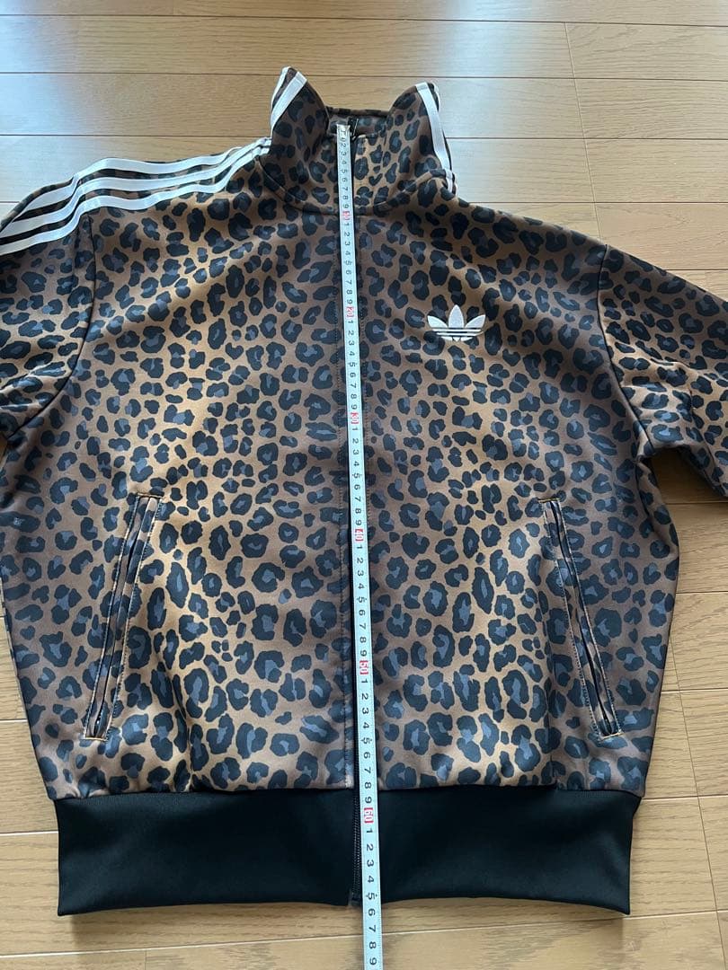 adidas ヒョウ柄　ジャージ　Mサイズ