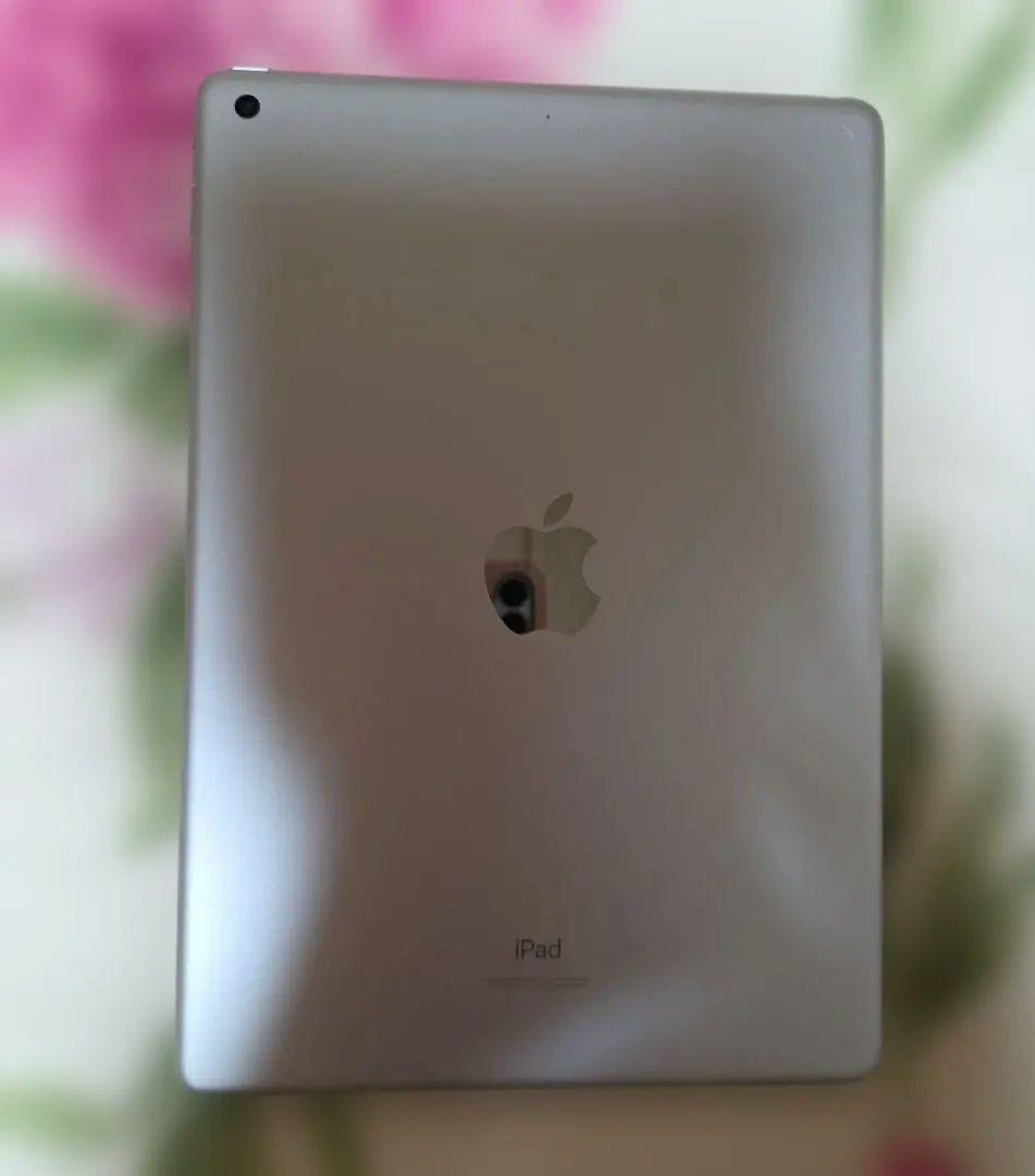 るるるんフォーム iPad 第9世代 Wifiモデル 64GB ケース付き