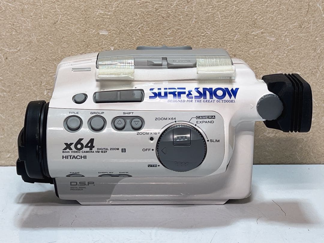日立 8mm VM-E27「サーフ＆スノー」ビデオカメラ。