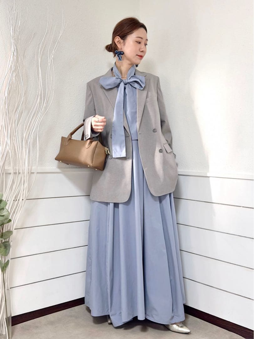 新品　UNIQLO 感動ダブルジャケットリラックスフィット　グレー