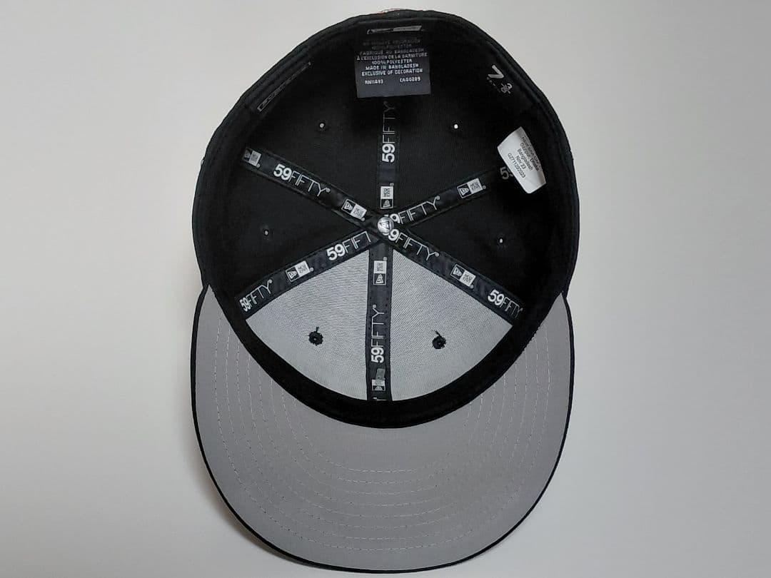 【極美品】Supreme　New Era　Gold Cross　S Logo　黒