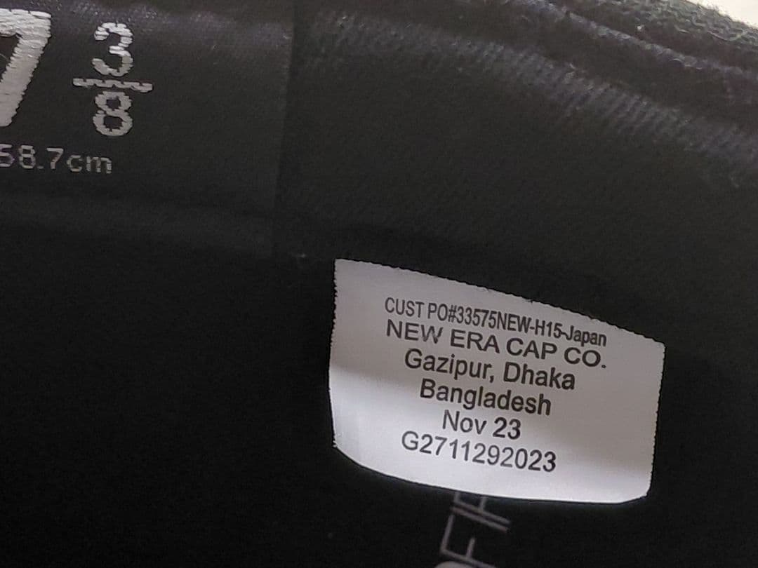 【極美品】Supreme　New Era　Gold Cross　S Logo　黒