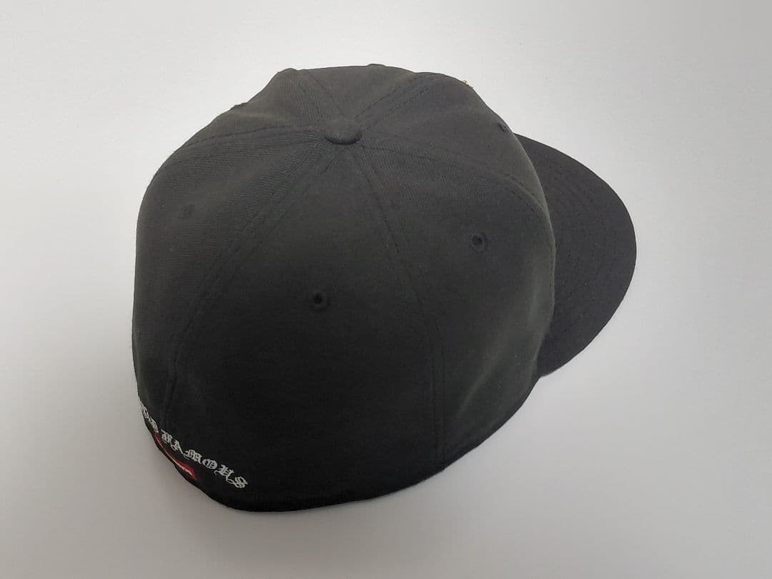 【極美品】Supreme　New Era　Gold Cross　S Logo　黒
