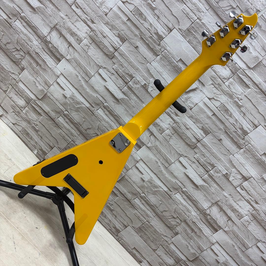 K-garage Junior アンプ内蔵 フライングVタイプ ミニギター