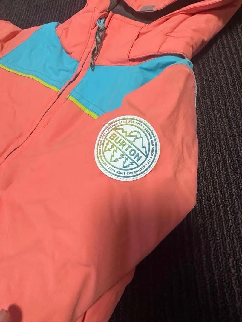 BURTON （バートン）キッズ　スノーウエア（つなぎ）　４Ｔ　値下げ！