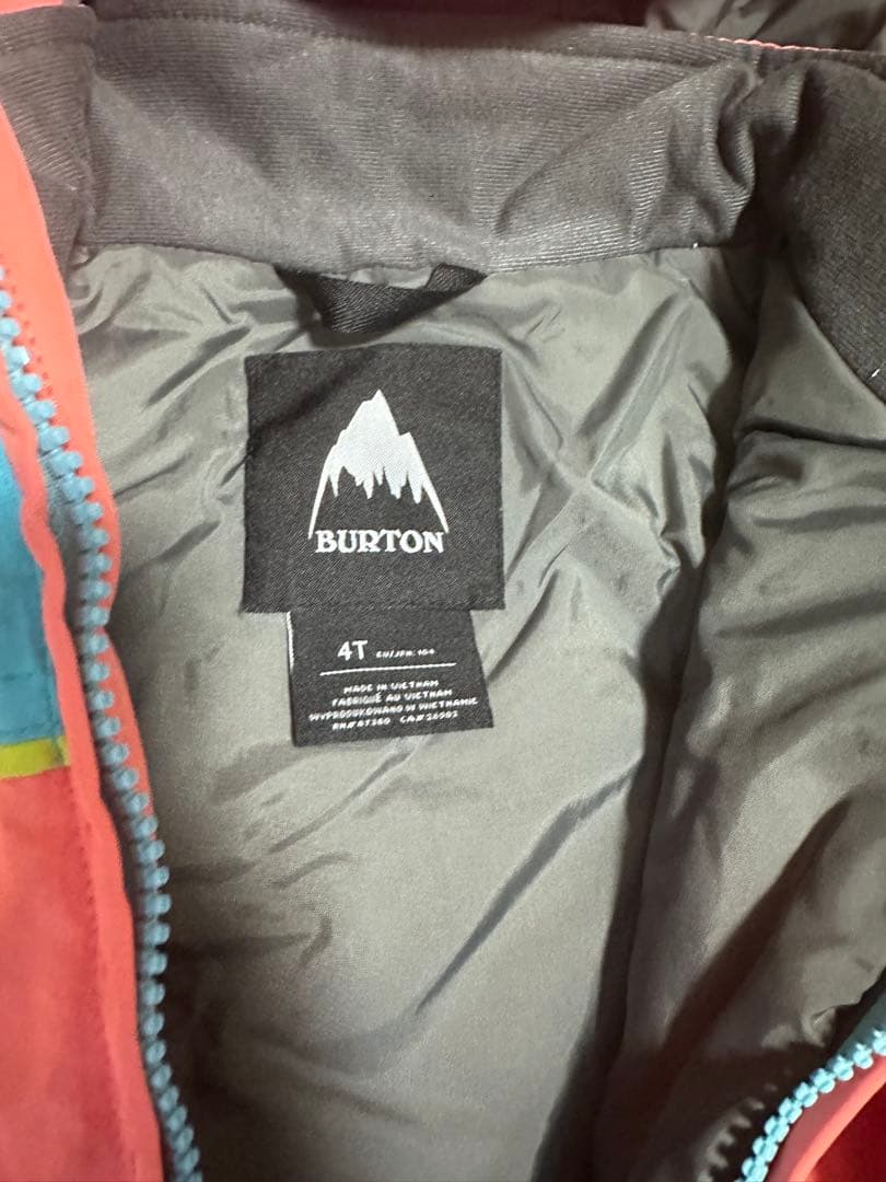 BURTON （バートン）キッズ　スノーウエア（つなぎ）　４Ｔ　値下げ！