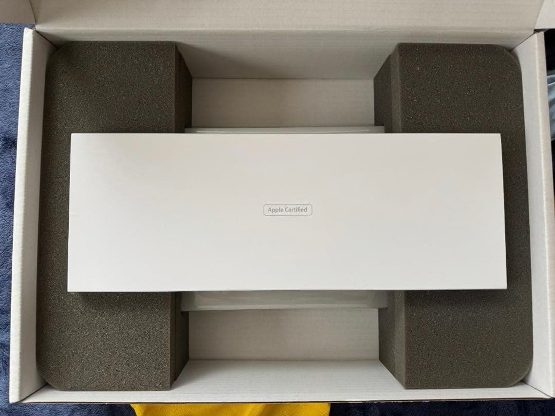 MacBook本体 MacBook Air (11-inch, Mid 2011)