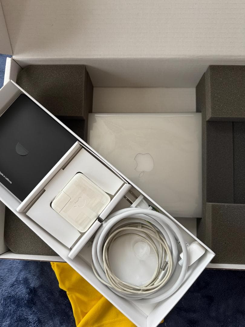 MacBook本体 MacBook Air (11-inch, Mid 2011)