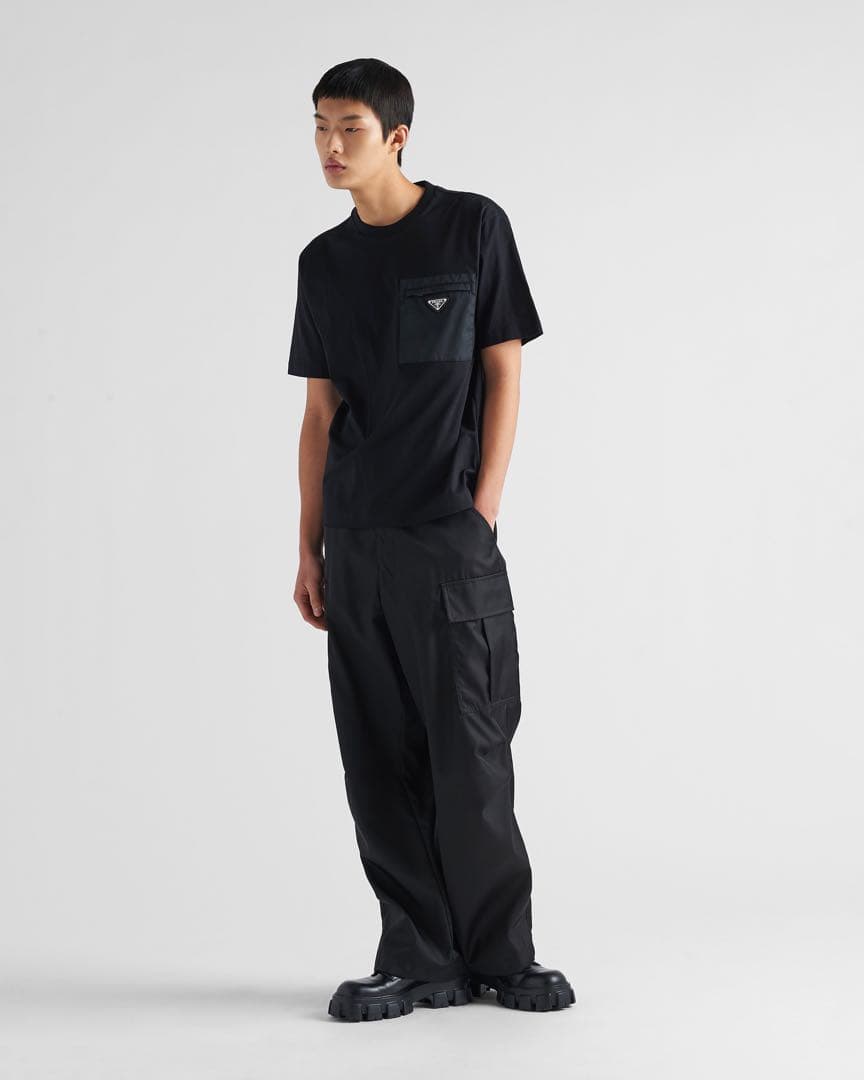 PRADA 24ss トライアングルロゴ Re-NylonジャージーTシャツ