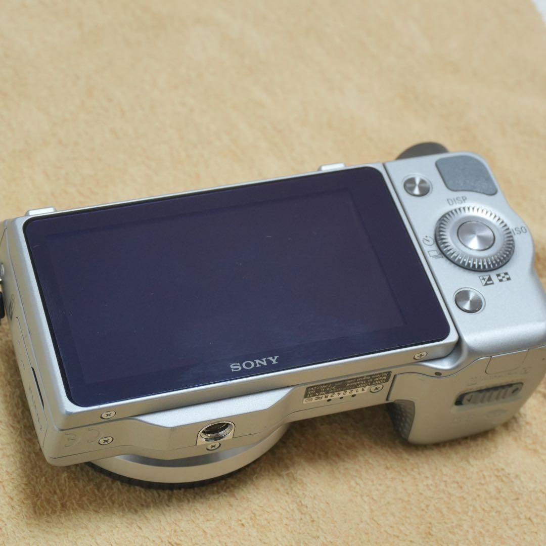 SONY NEX-5T シルバー　ミラーレス一眼 APS-C