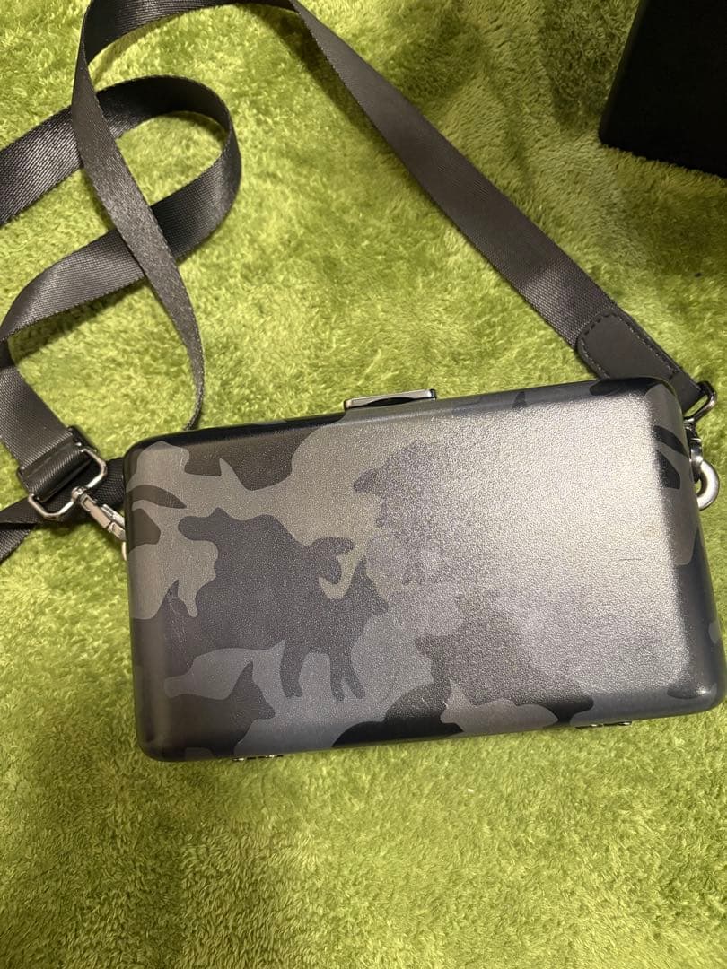 メゾンキツネ Maison Kitsuné Samsoniteクロスボディバッグ