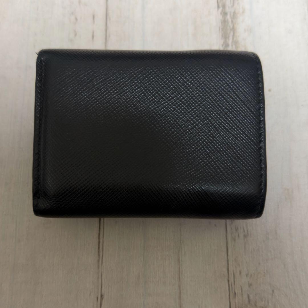 ジ*ウ様 PRADA プラダ 三つ折り財布