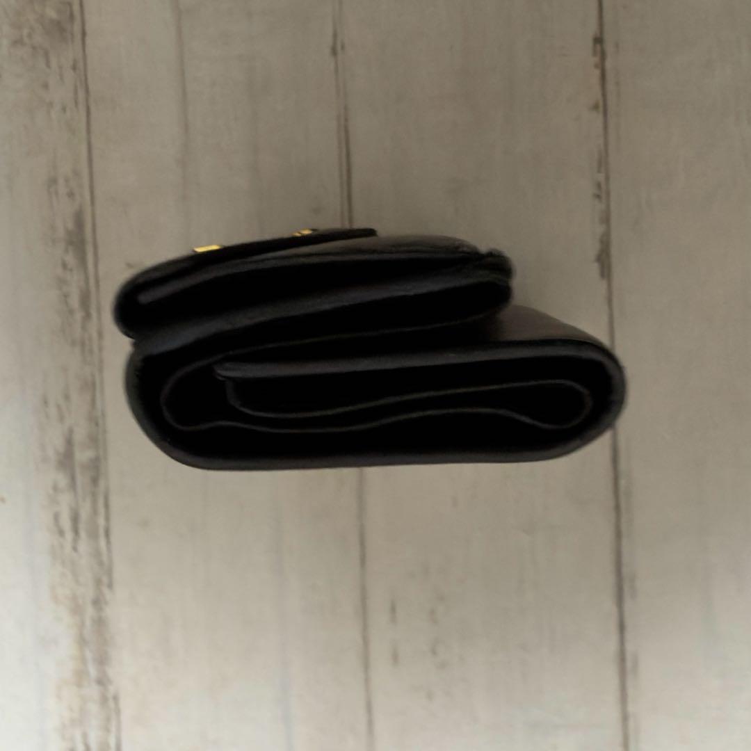ジ*ウ様 PRADA プラダ 三つ折り財布