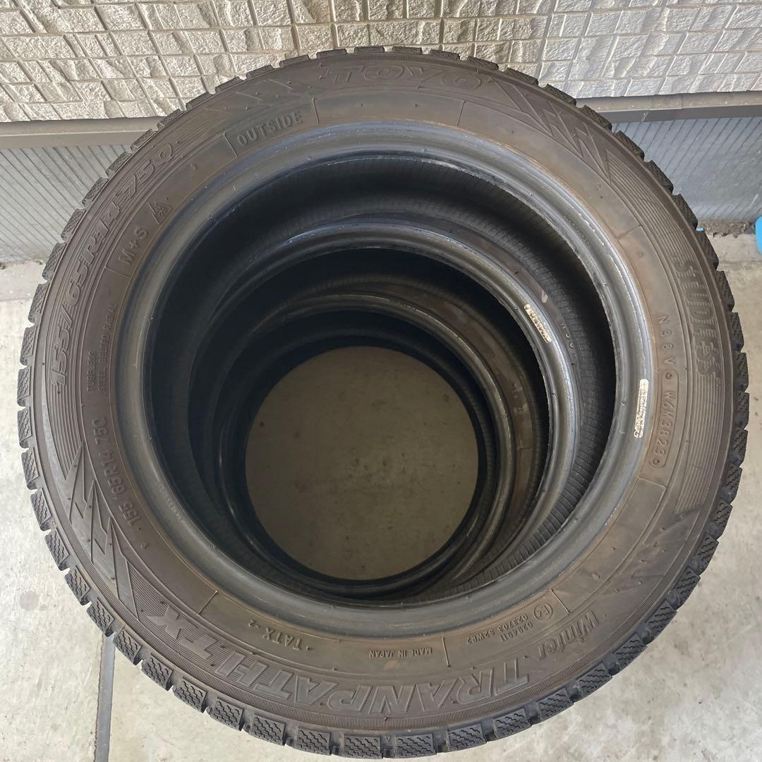 交渉中トーヨー　155/65R14 中古4本　23年製　バリ山　送料込み