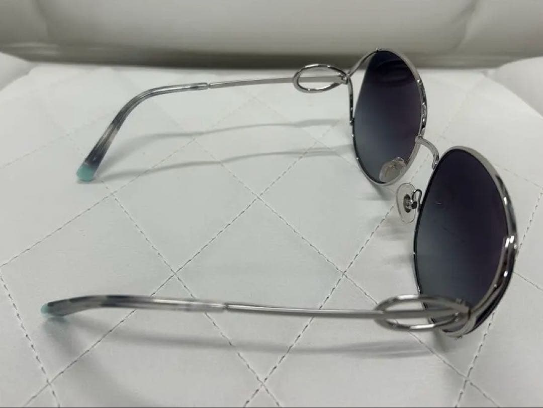 【ほぼ未使用美品】Tiffany&Co. ティファニー サングラス TF3065