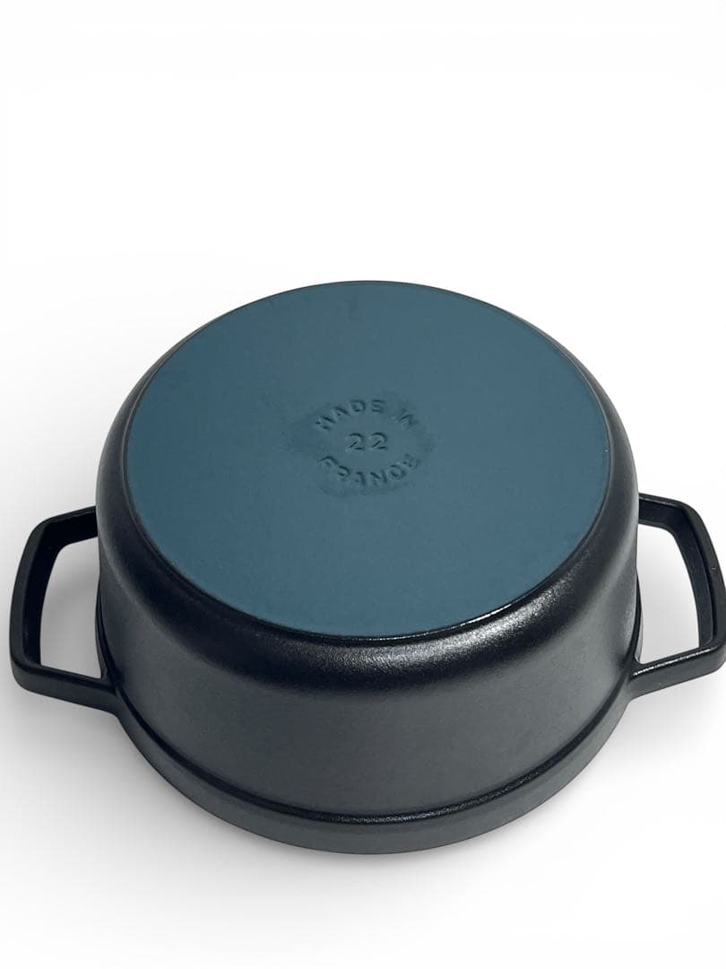 Staub ストウブ　ピコ・ココットラウンド 22cm ブラック 2.5L