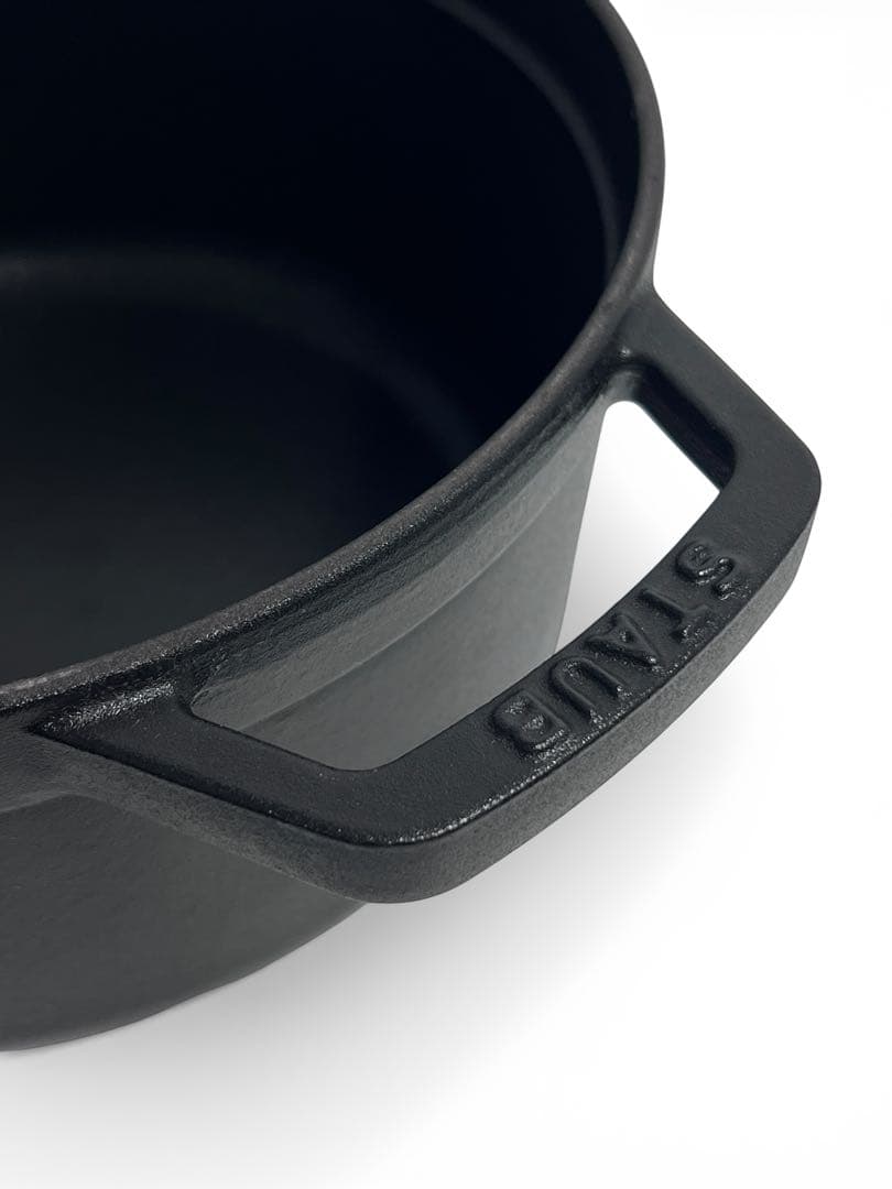 Staub ストウブ　ピコ・ココットラウンド 22cm ブラック 2.5L