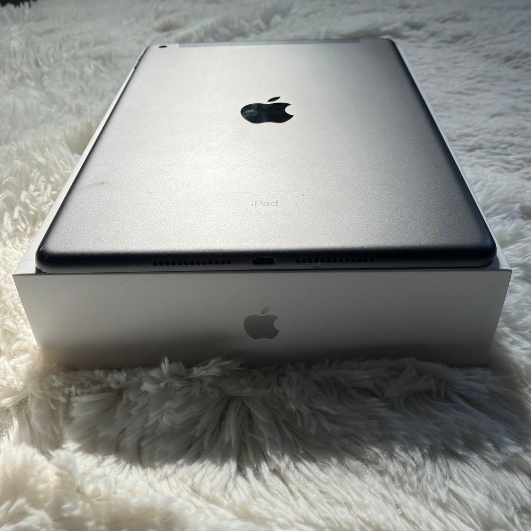 【早い者勝ち】iPad 第9世代 256GB SIMフリー 【すぐ発送】