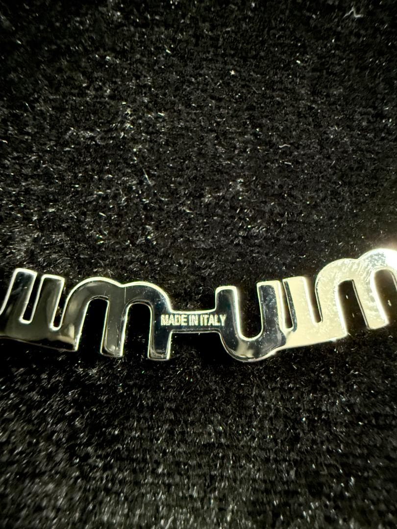 MIUMIU ロゴネックレス シルバー クリスタル 美品 箱付き