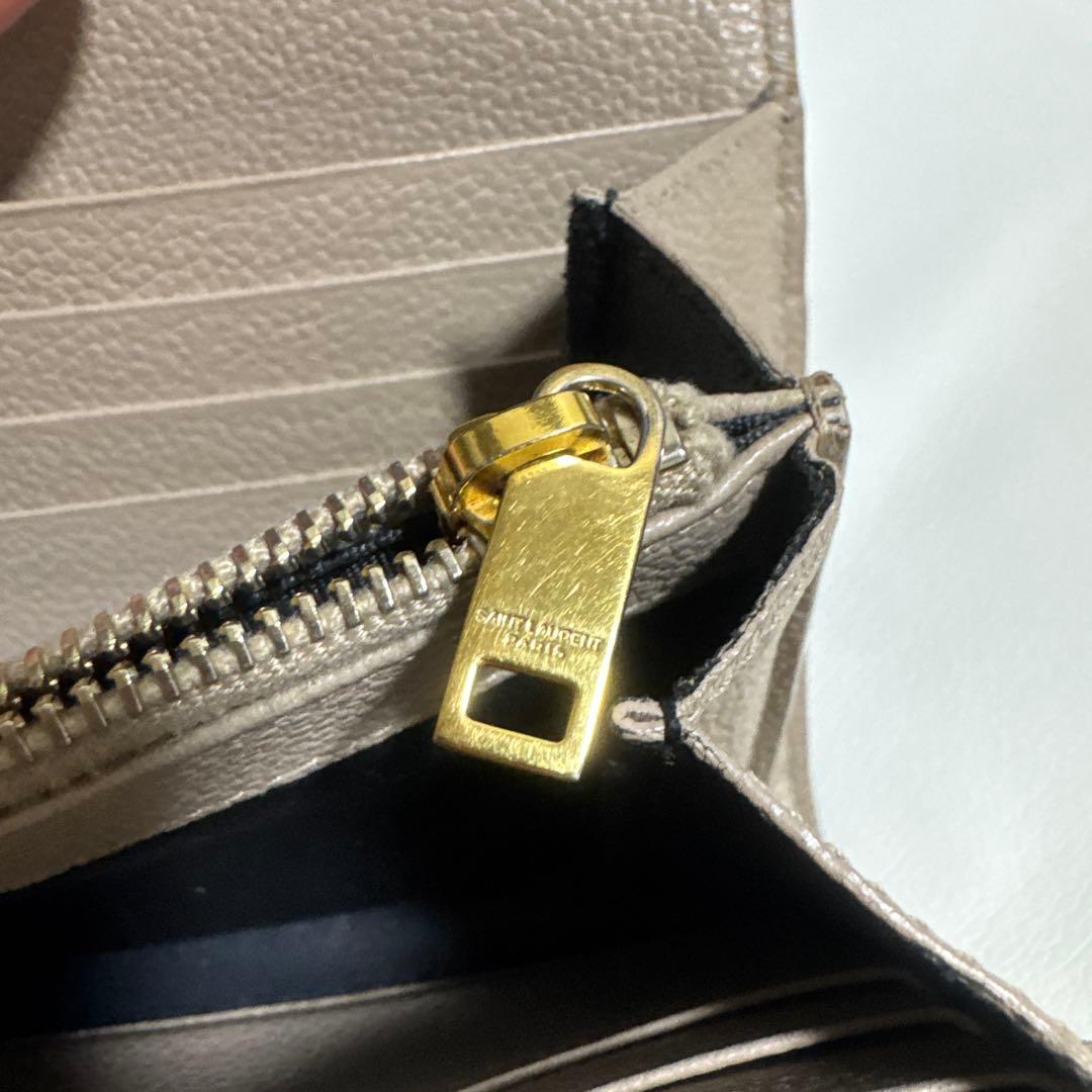 YSL ベージュ レザー 長財布